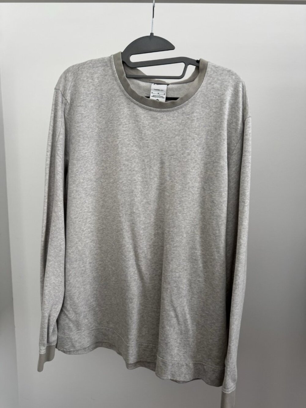 Nike Yoga Long Sleeve Top Men's Medium Grey Performance Stretch